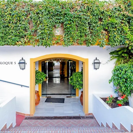 Milla De Oro- Hacienda Nagueles 4d Apartment *